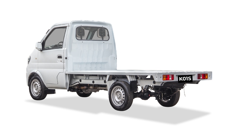 Vista trasera de Vehículo de Transporte de Carga DFSK K10S color blanco.